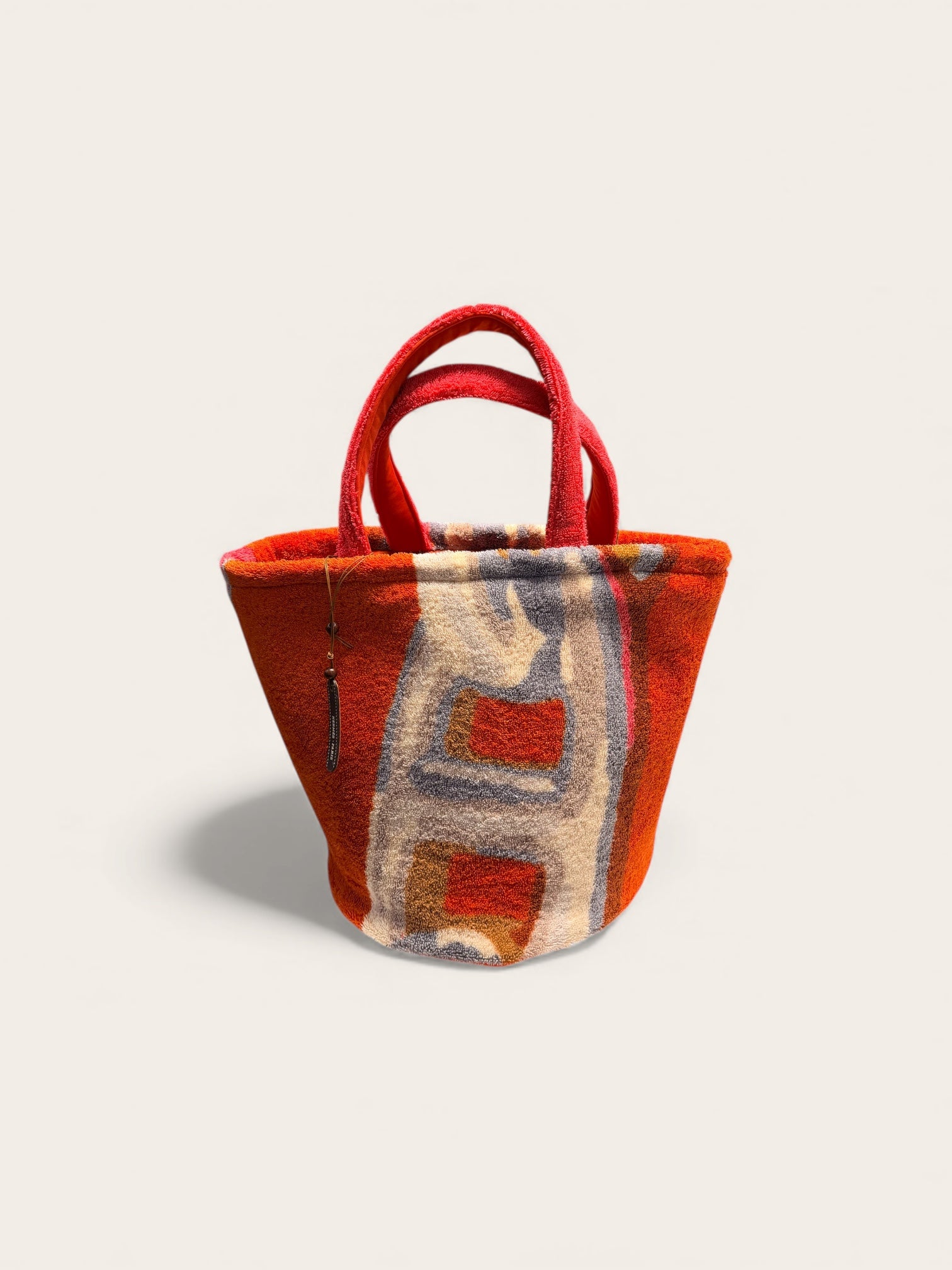 The Chaine Bucket tote  image 3