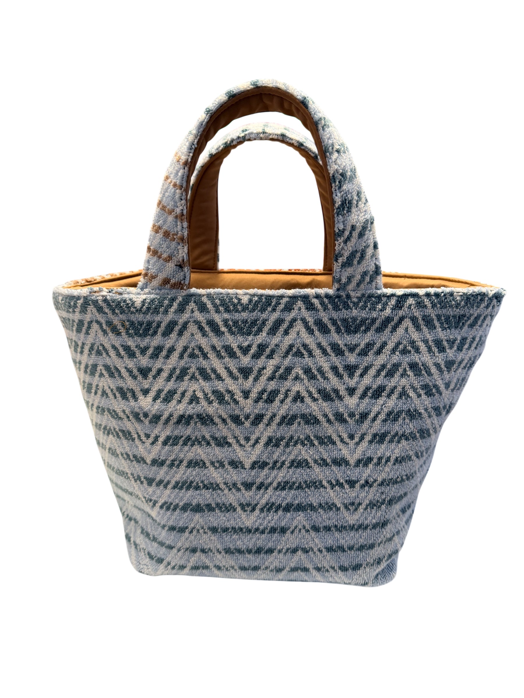 The Chevron Petite Shopper image 3