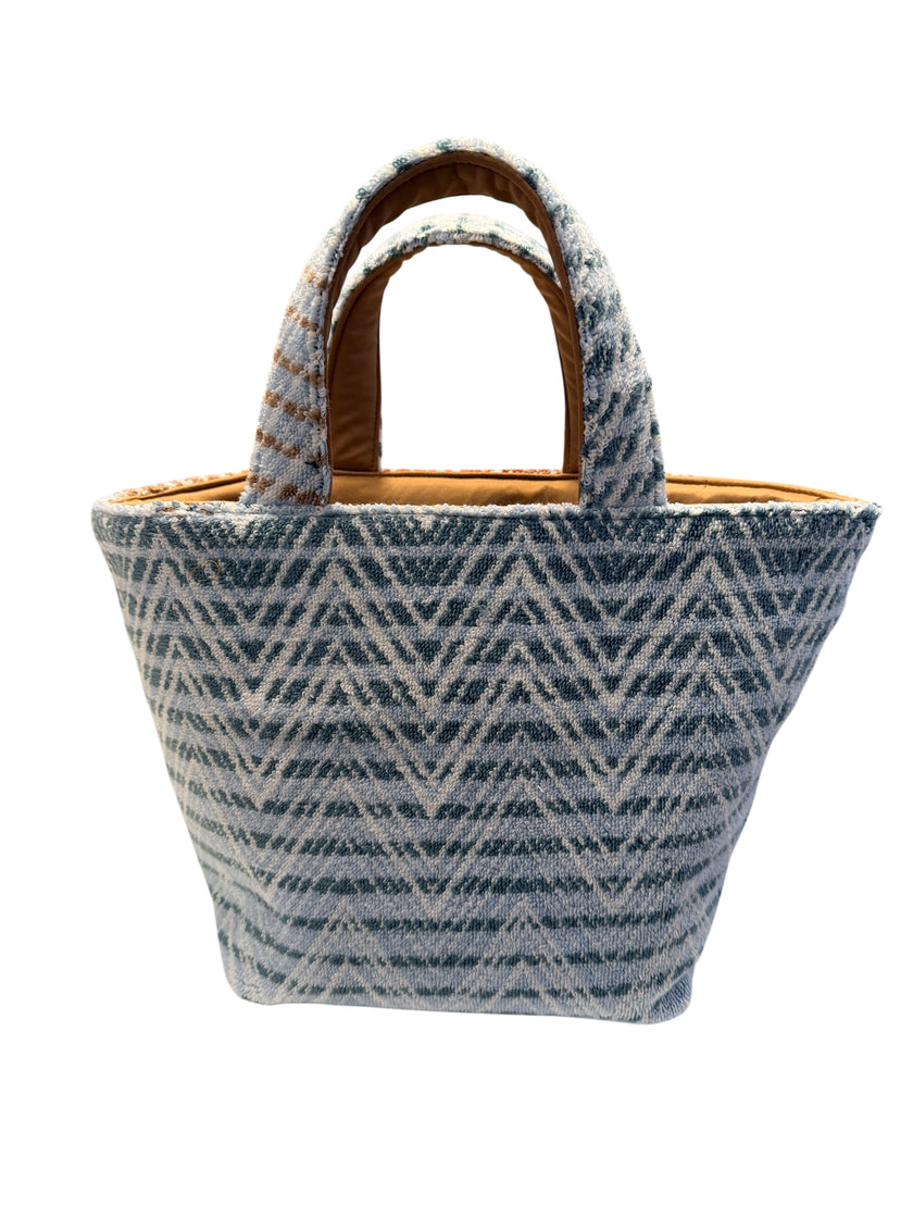 The Chevron Petite Shopper image 3