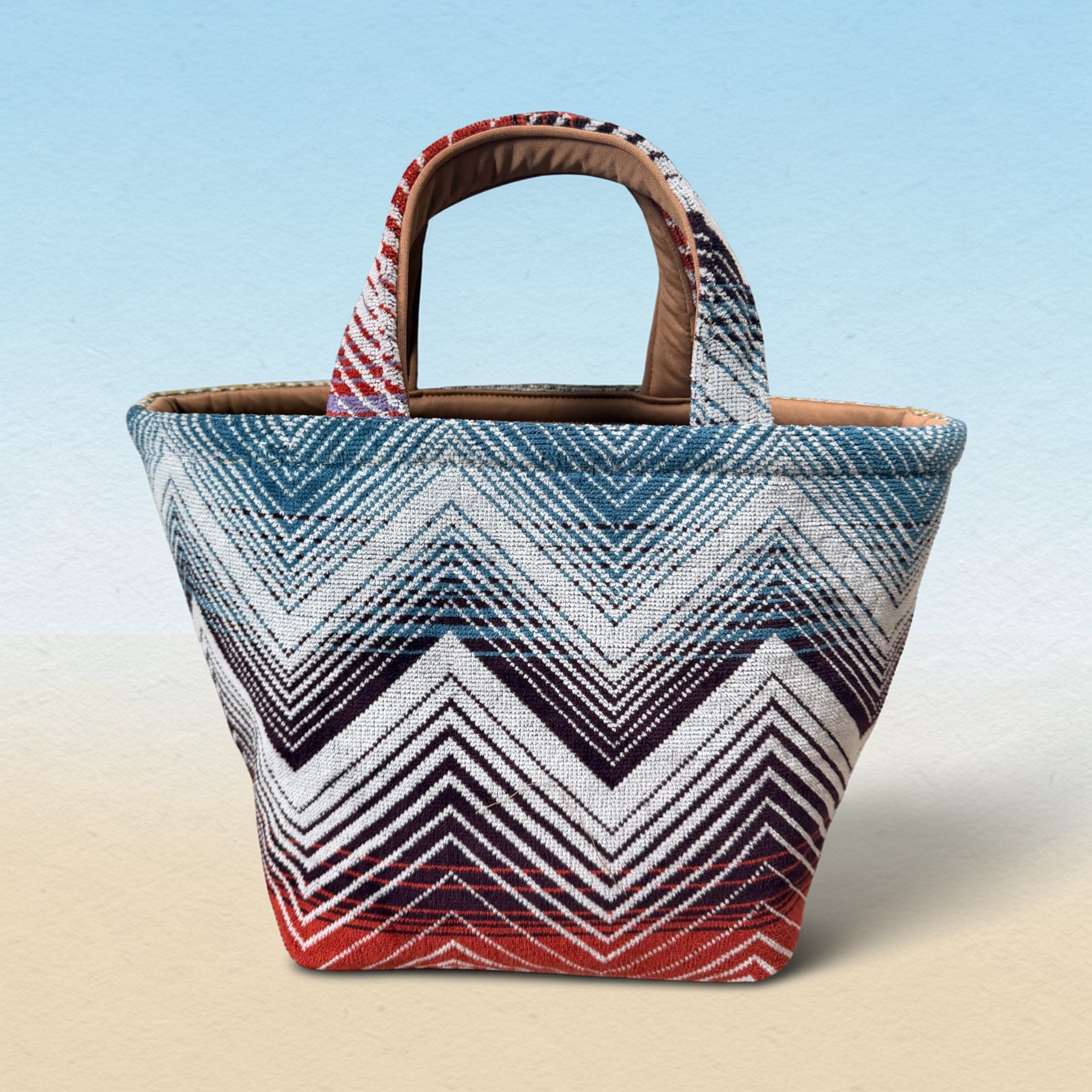 The Chevron Petite Shopper image 1