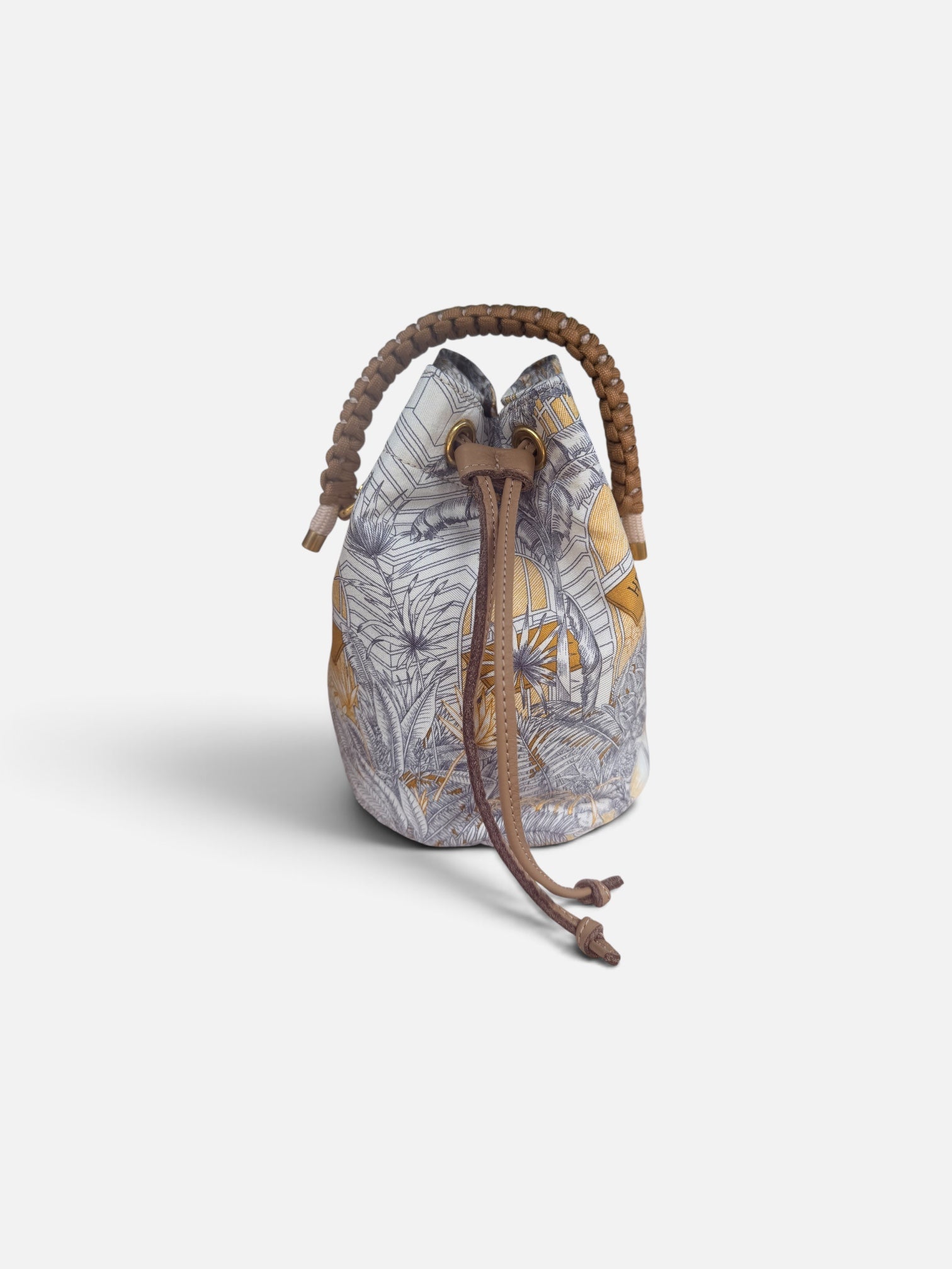 The Neutral Palm Silk Bucket