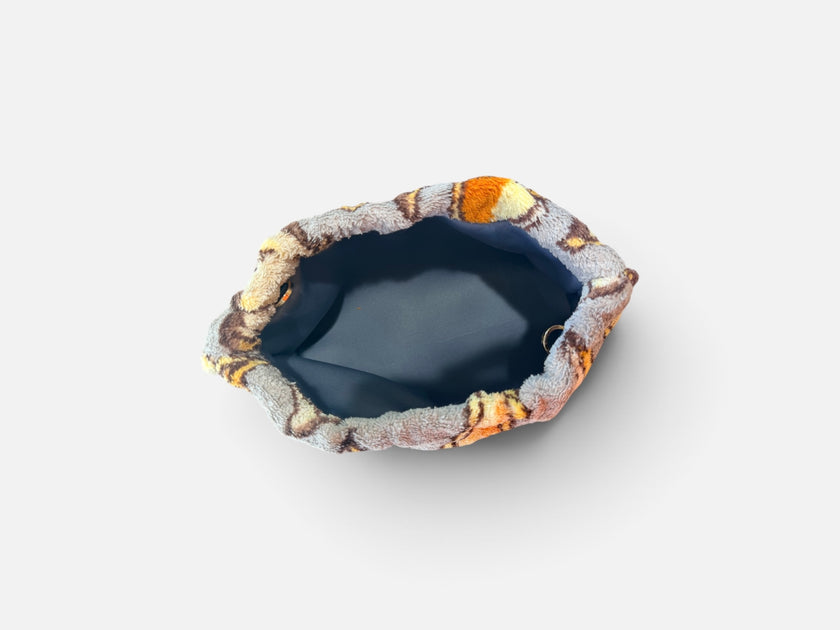 The Soliel Boat Clutch