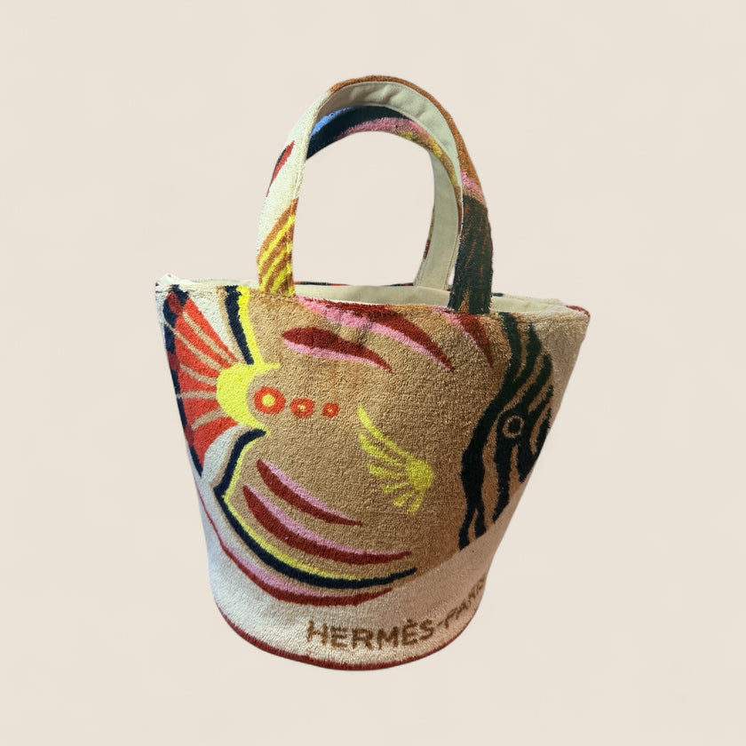 The Pescare Neutrale Bucket Tote image 0
