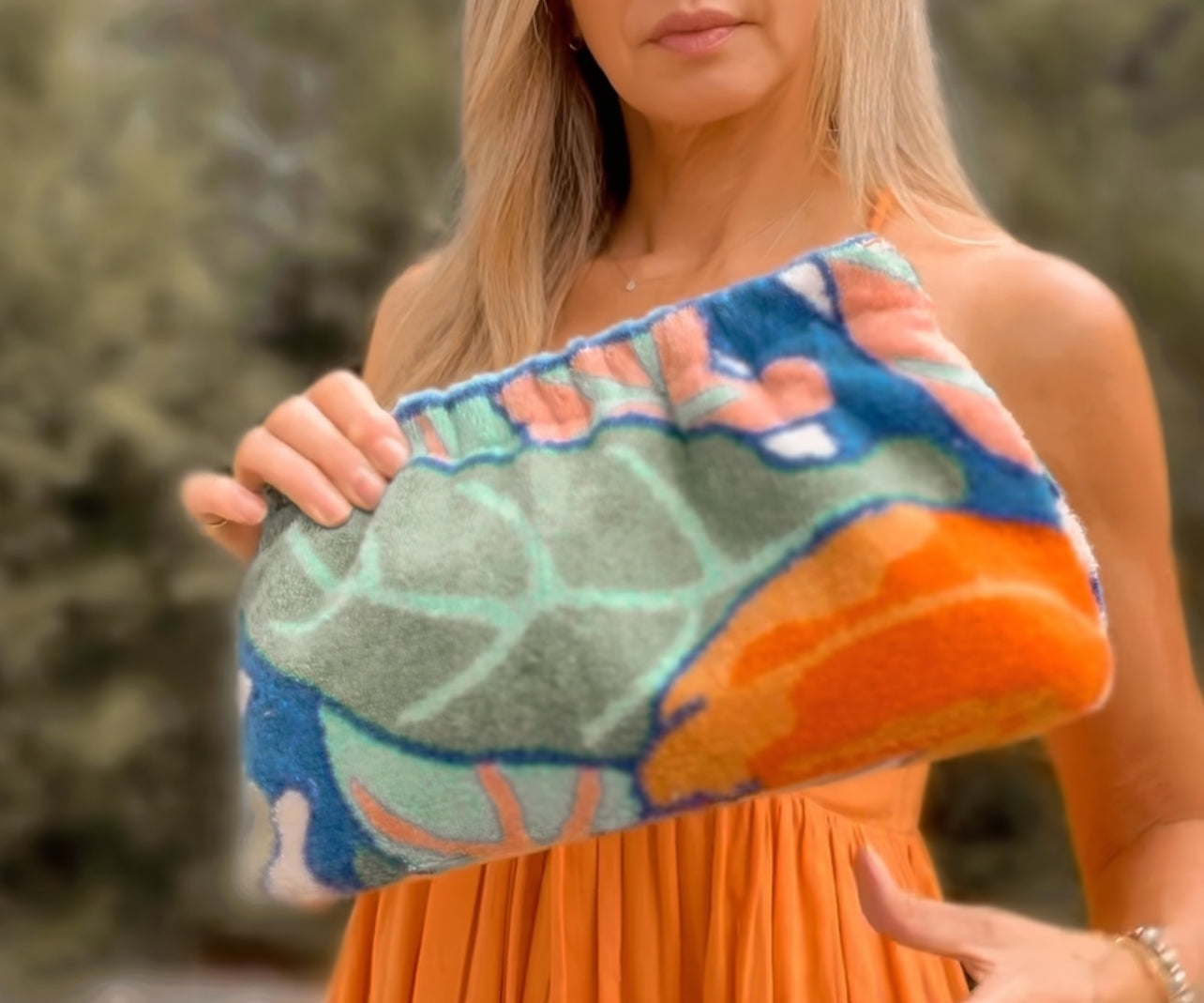 The Tropical Boat Clutch image 3