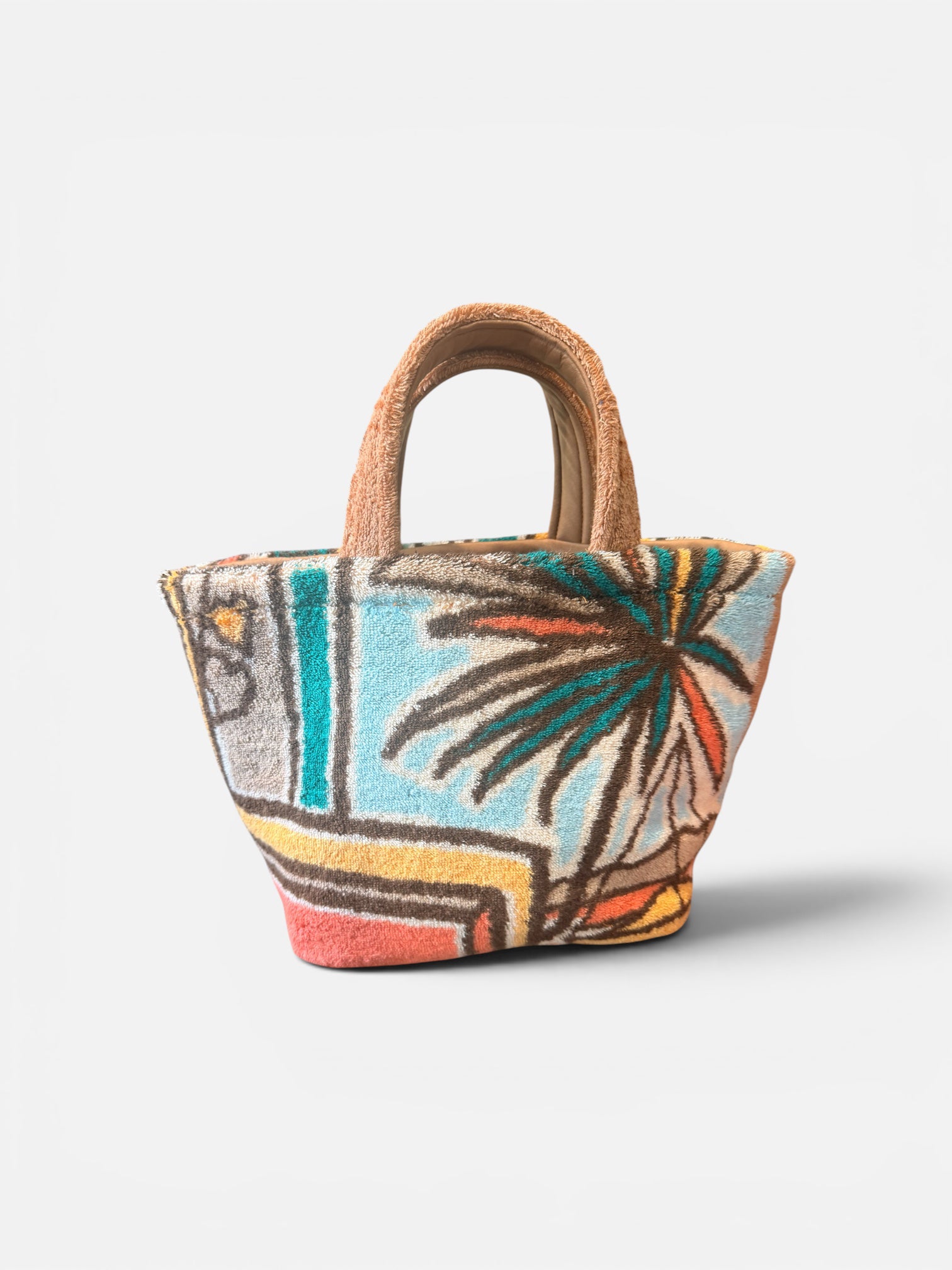 The Retro Petite Shopper  image 0
